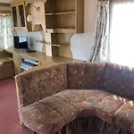 Autocamp Skalice פארק נופש *